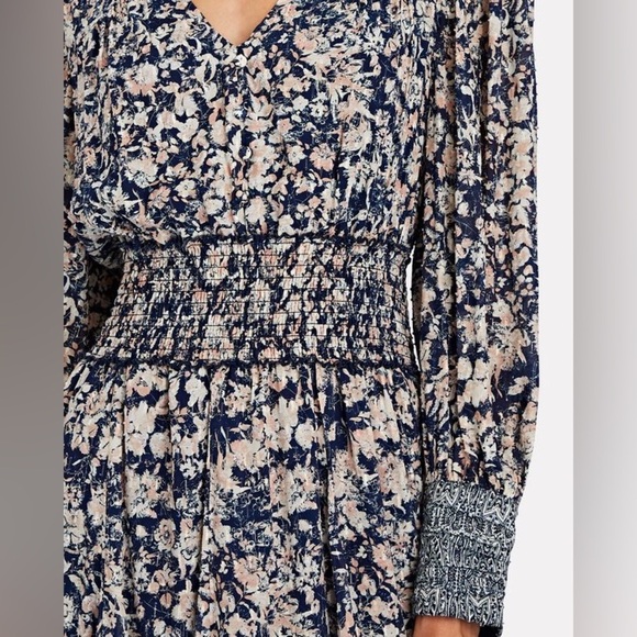 855 Intermix Lana Floral Smocked Mini Dress Size 2 Color Blue - Picture 3 of 11